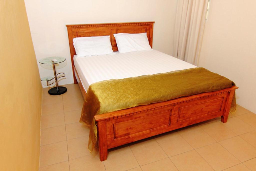 Red Heritage 2* George Town